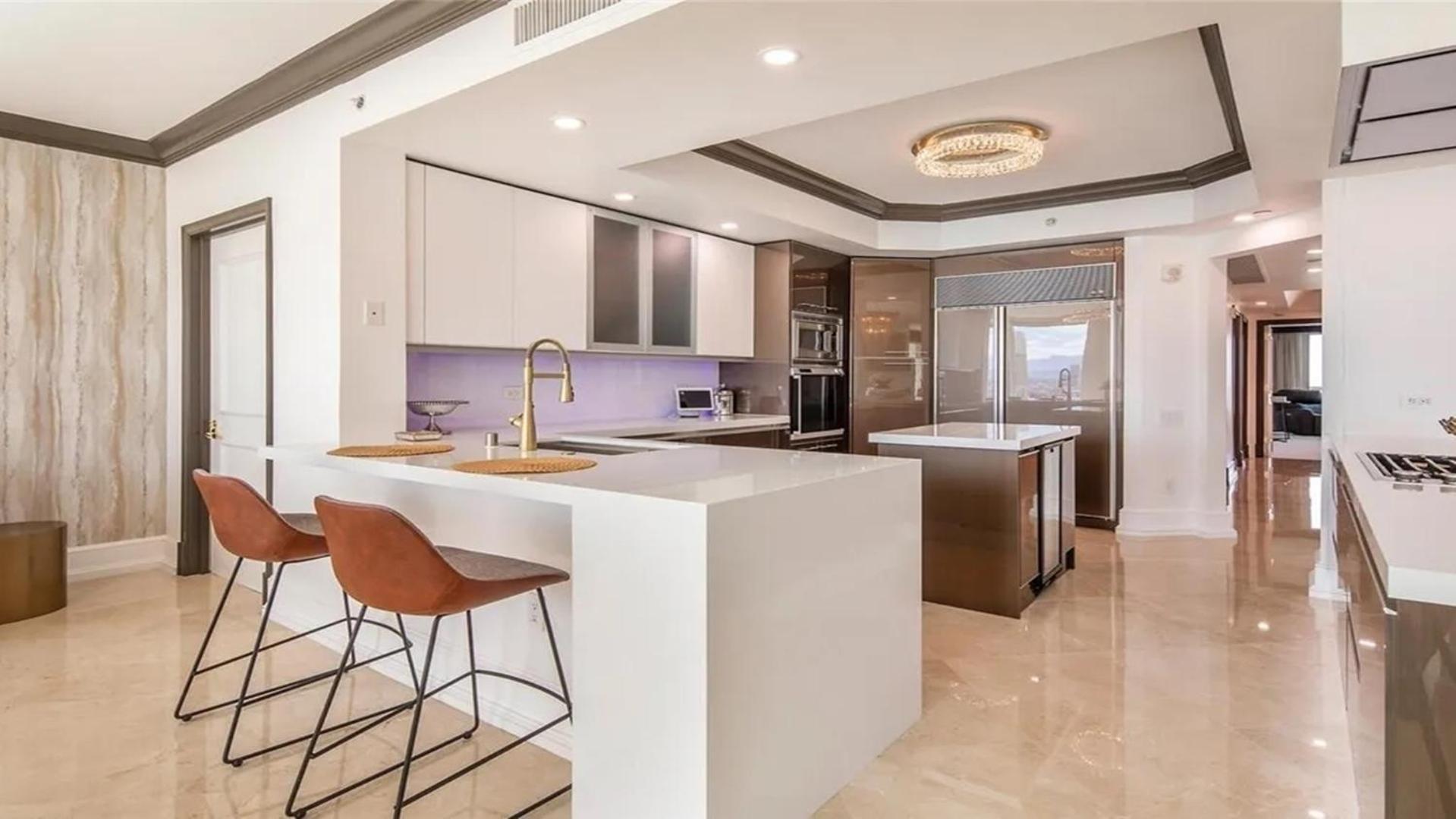 Stunning Four Bedroom Fully Professionally Remodeled Apartment ラスベガス エクステリア 写真